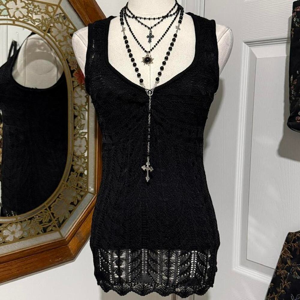 VTG Y2K Bette Sung Black Knit Crochet Overlay V Neck Form Fitting Fairy Top S